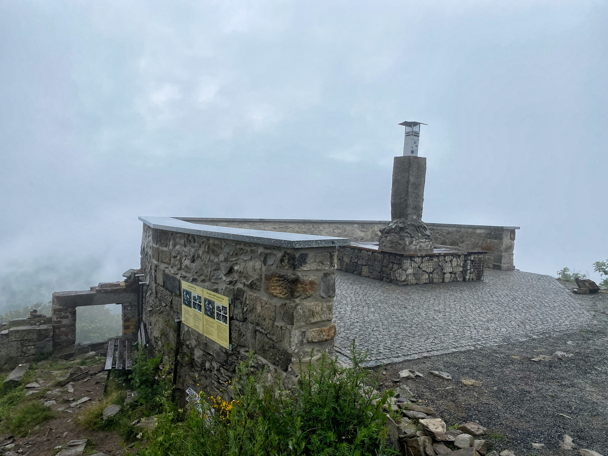 Wandelen in Tsjechië en Duitsland: Nonnenfelsen en naar de top van de Lausche