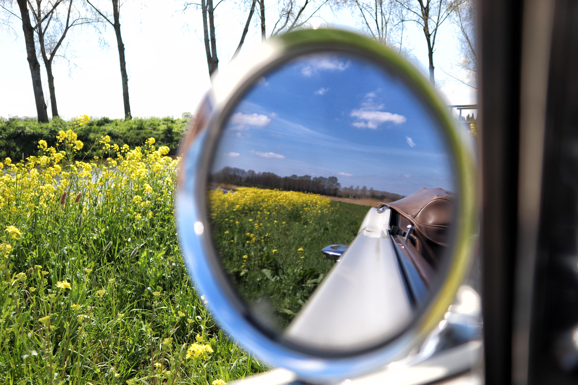 Escape Room in een oldtimer van We Love Oldtimers - Ford Mustand Cabrio