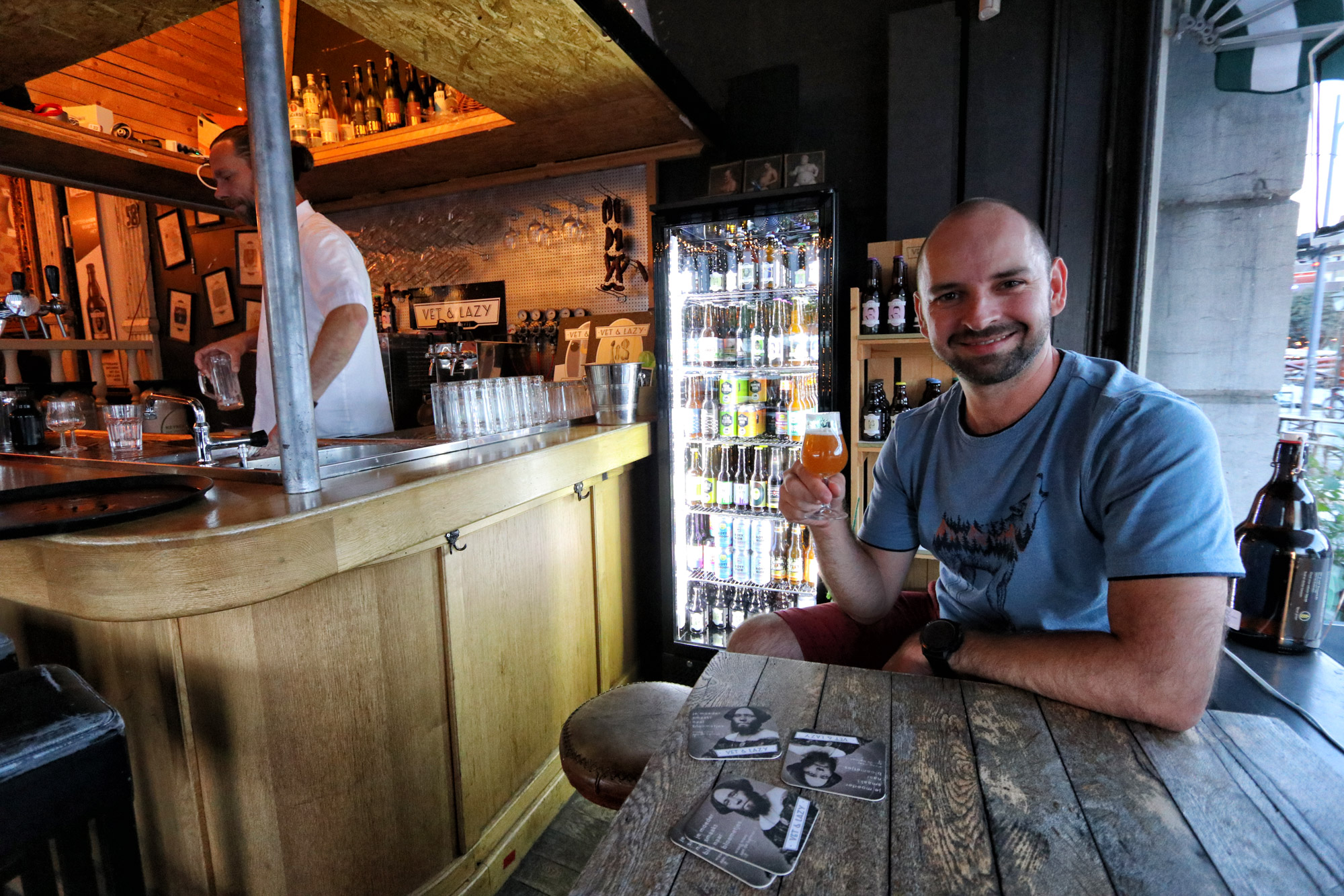 De leukste biercafés in Rotterdam - Vet & Lazy Pub Up Bar