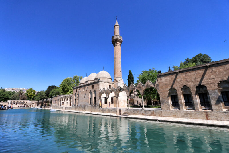 Doen in Şanlıurfa - Balıklı göl