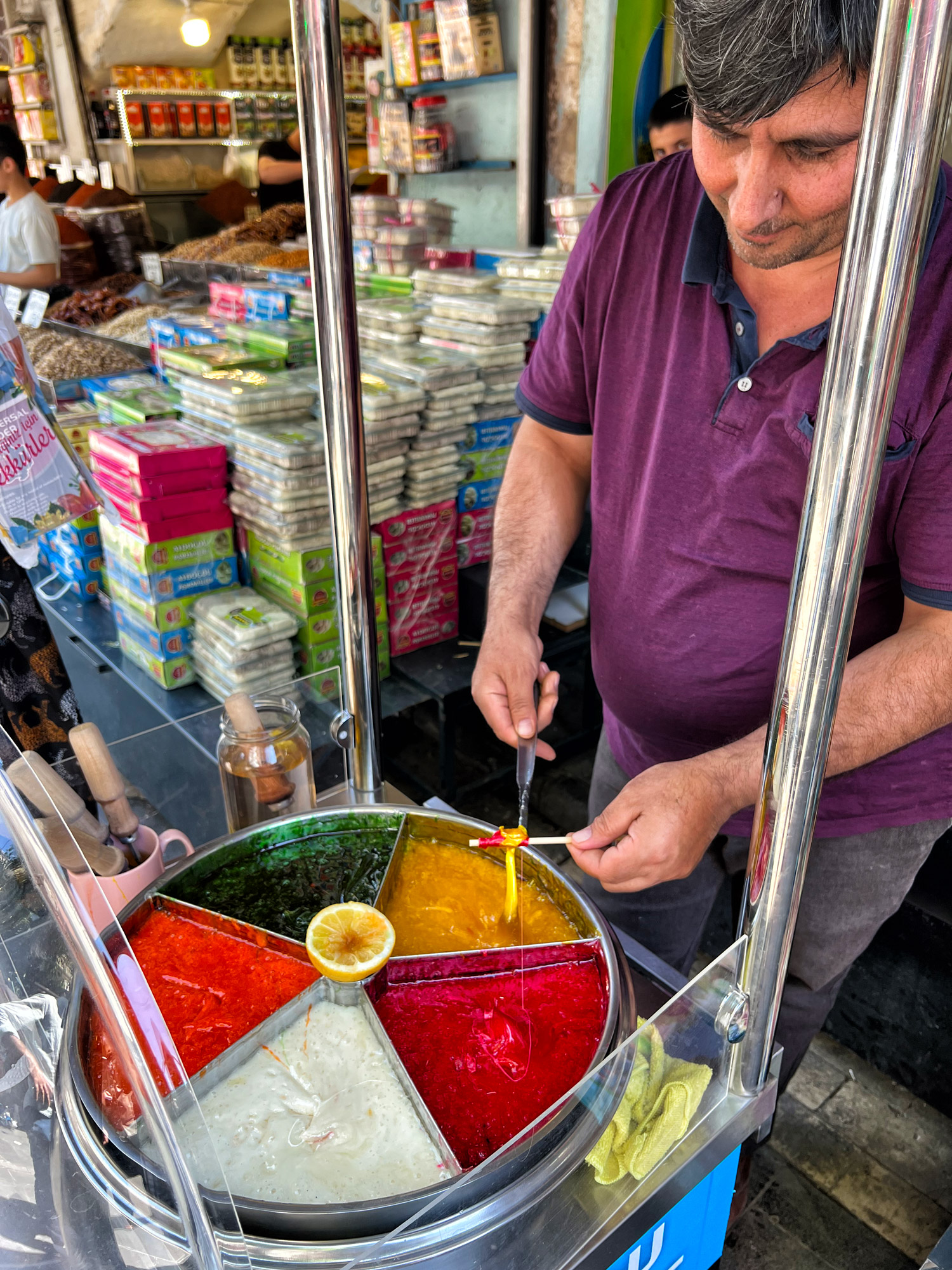 Doen in Şanlıurfa - Mesir macunu