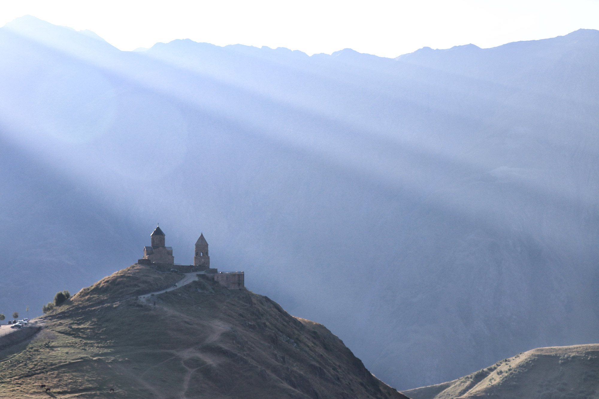 Wandelen in Georgië - Kazbegi naar de Gergeti Trinity Church