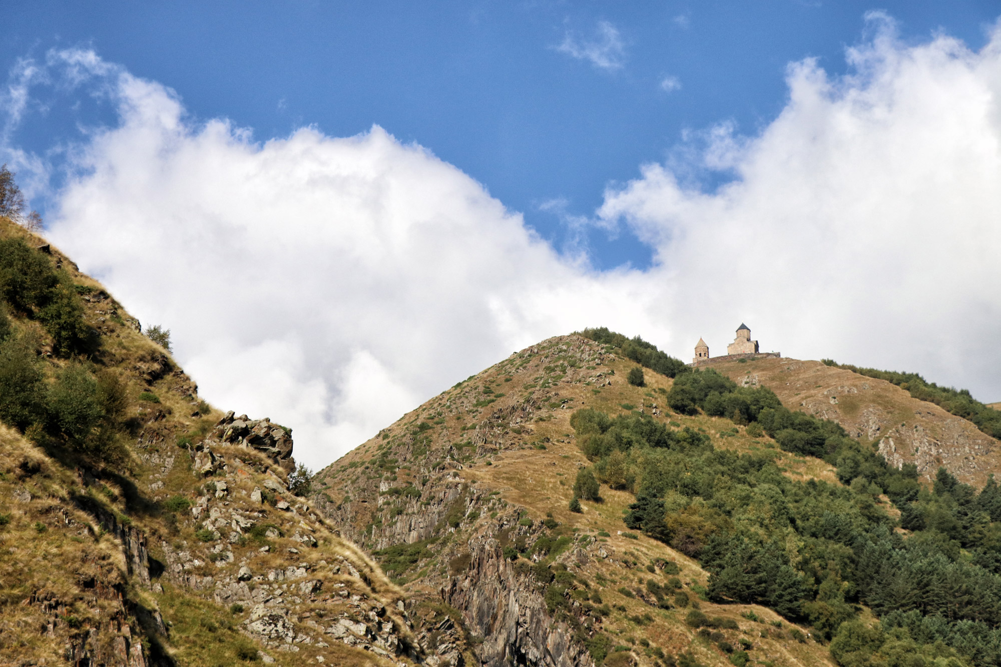 Wandelen in Georgië - Kazbegi naar de Gergeti Trinity Church