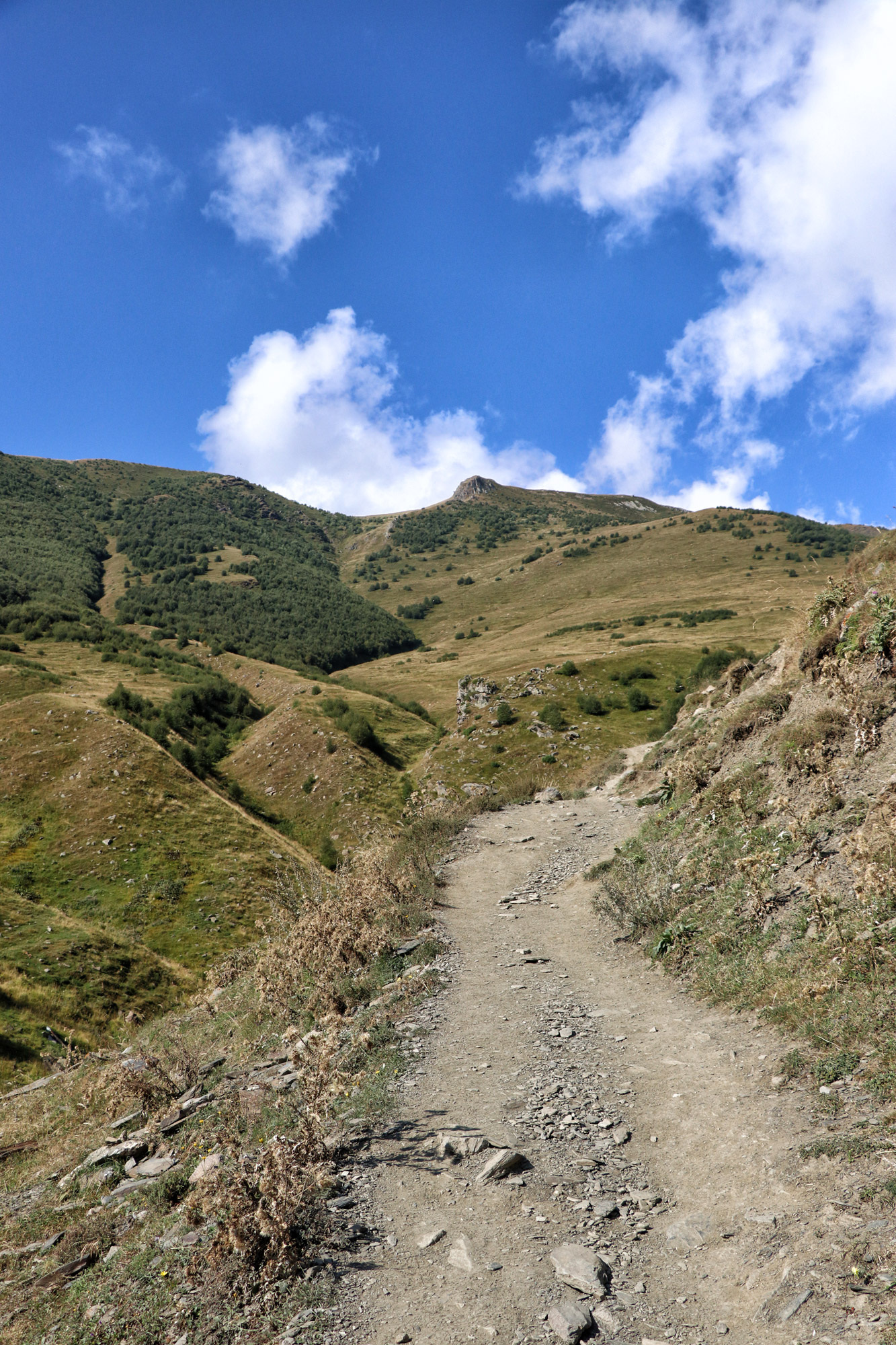 Wandelen in Georgië - Kazbegi naar de Gergeti Trinity Church