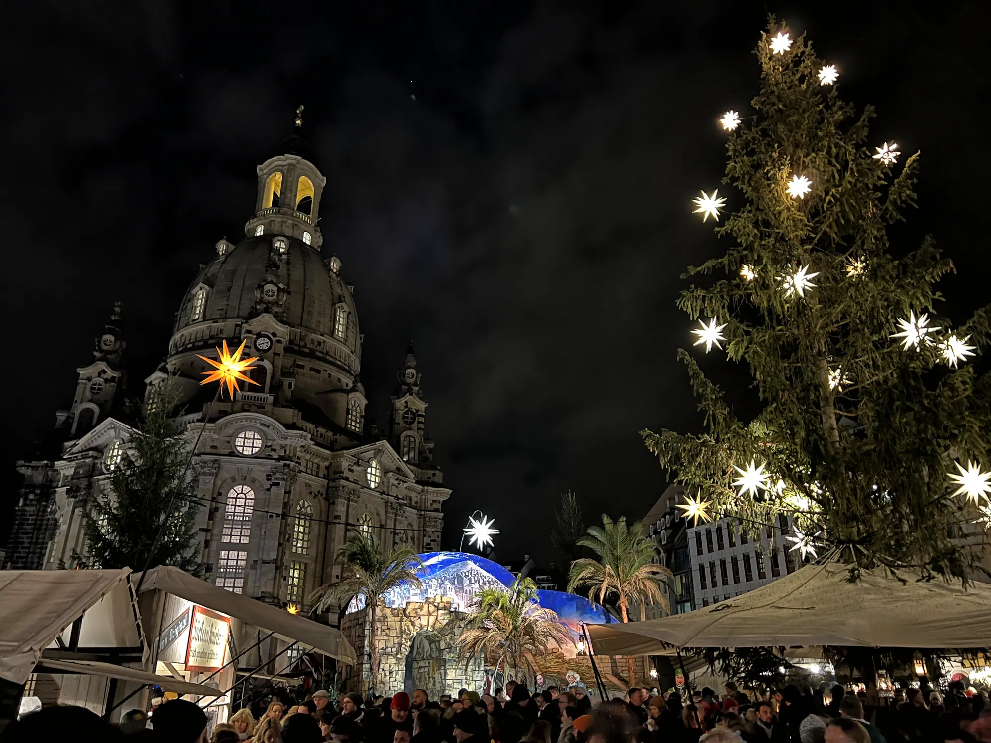 Kerstmarkt Dresden - Advent auf dem Neumarkt