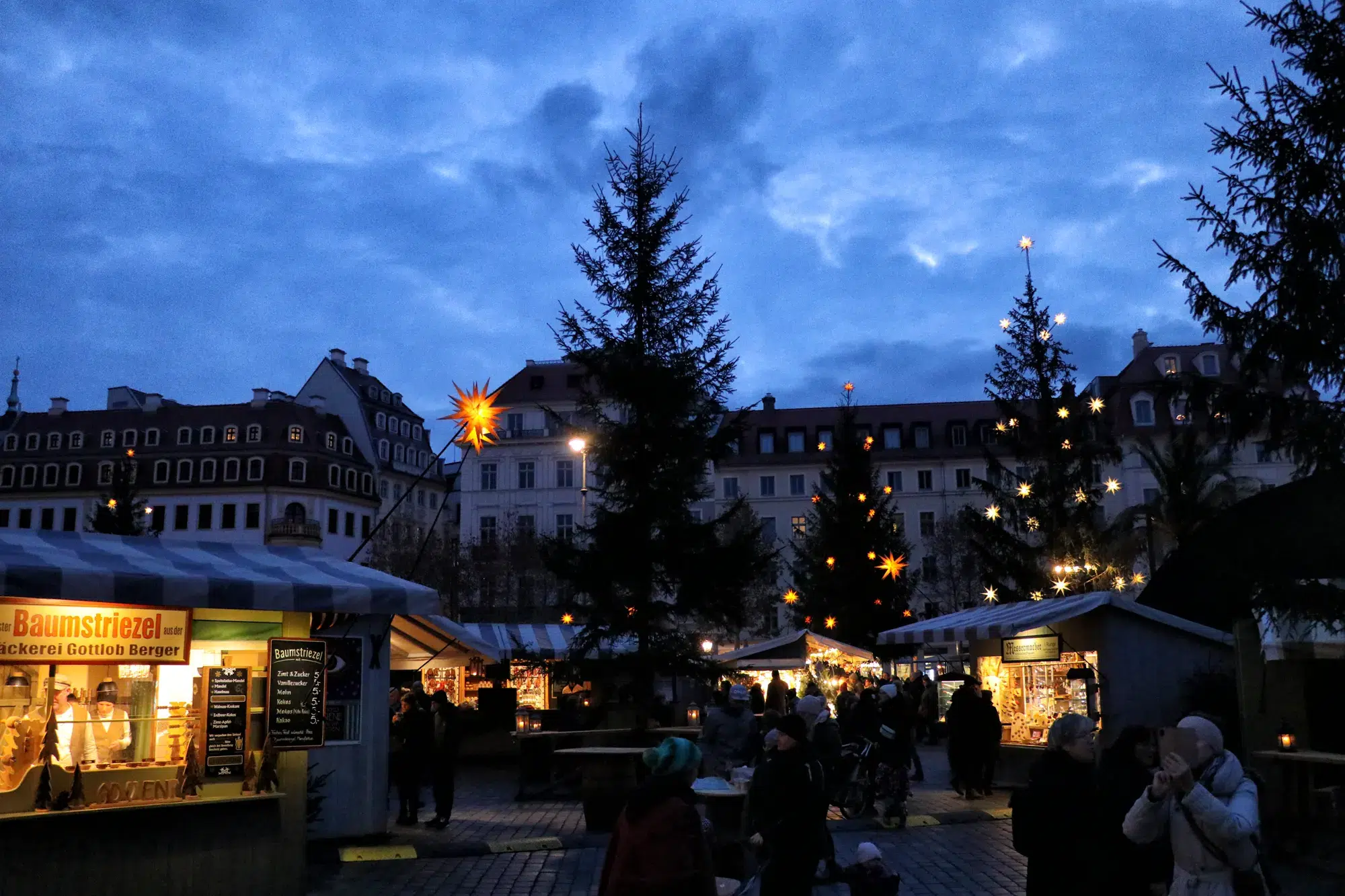 Kerstmarkt Dresden - Advent auf dem Neumarkt