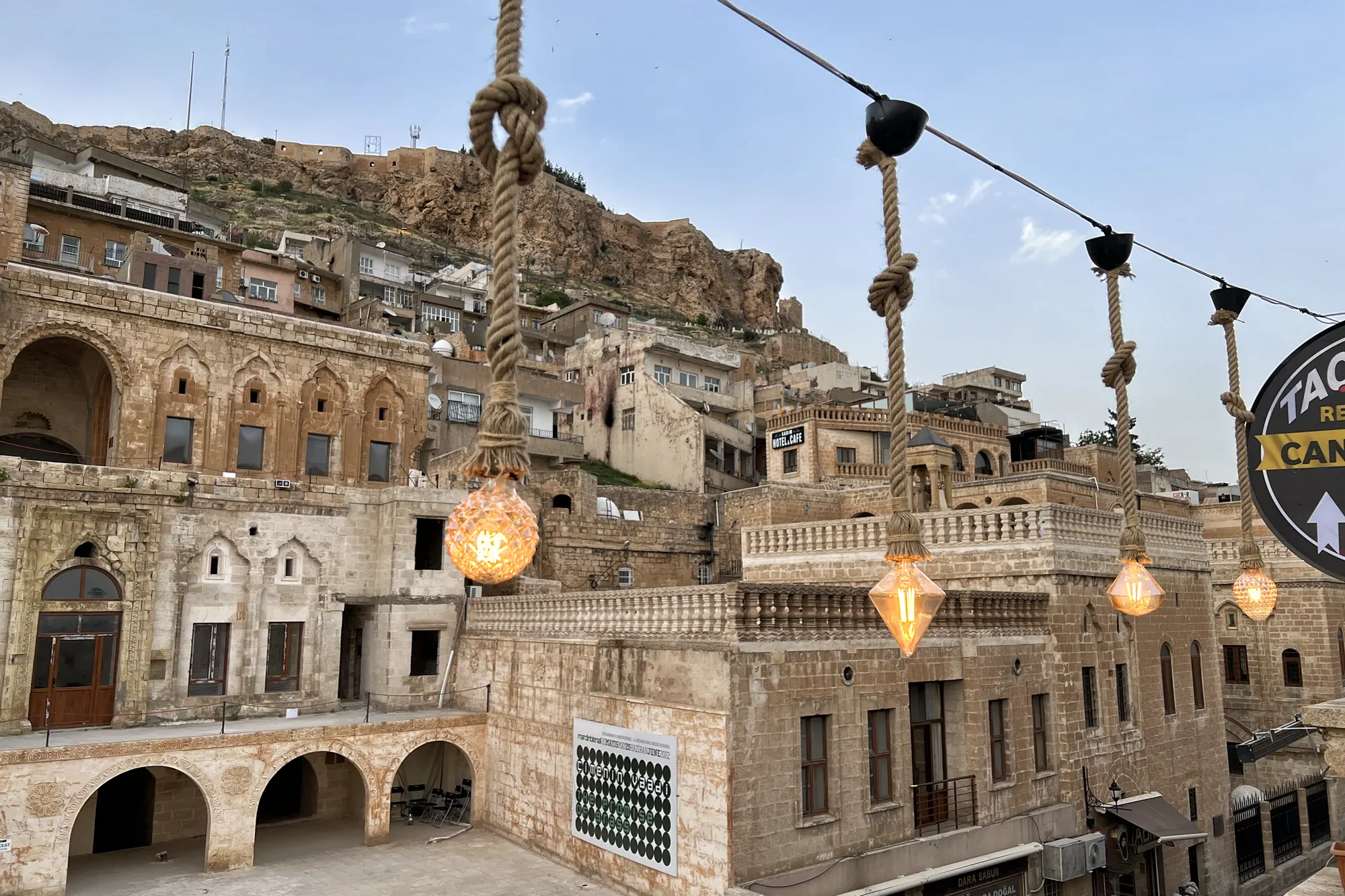 Mardin, Turkije - Tac Mahall teras