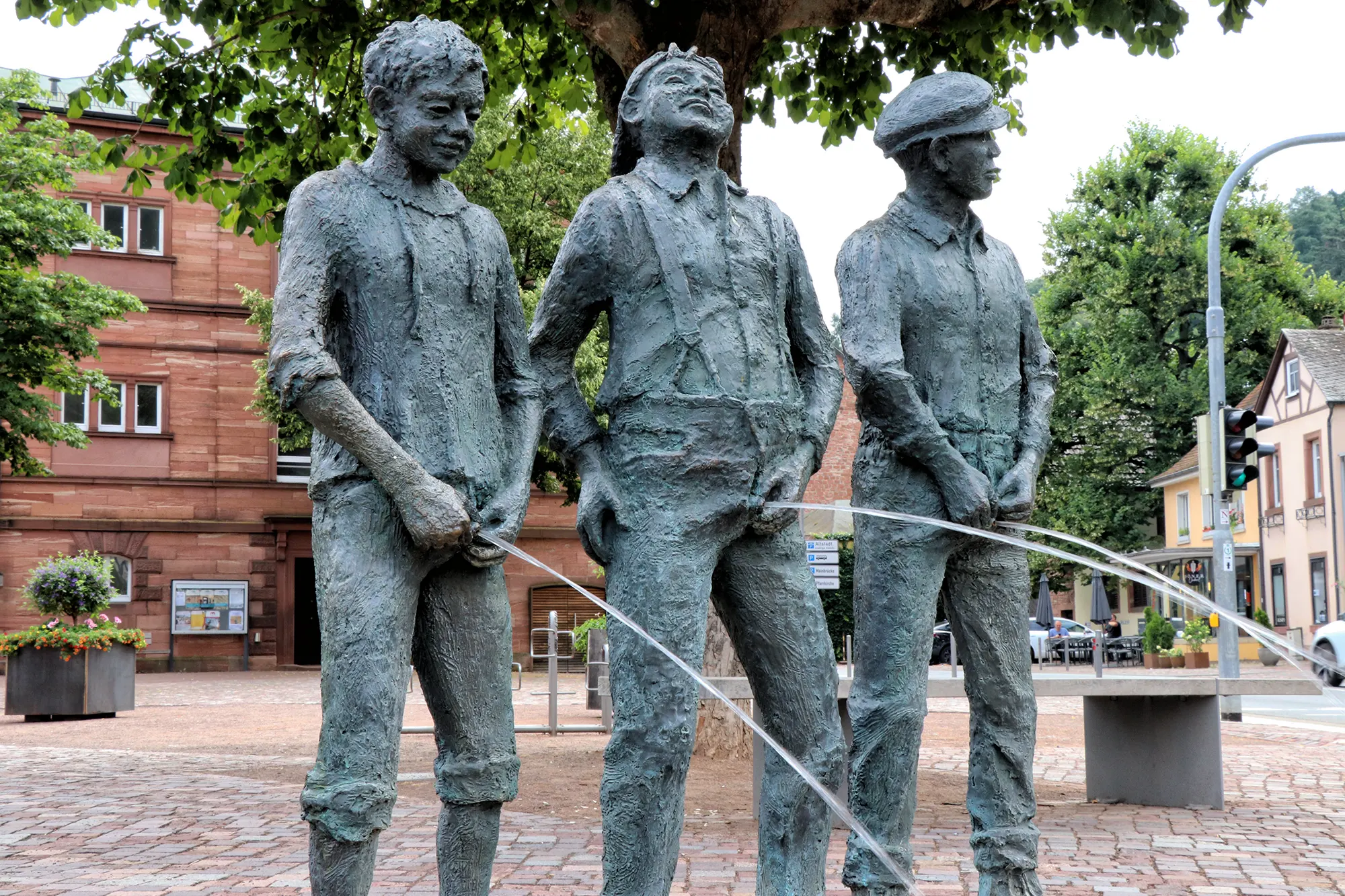 Miltenberg, Duitsland - Staffelbrunserbrunnen