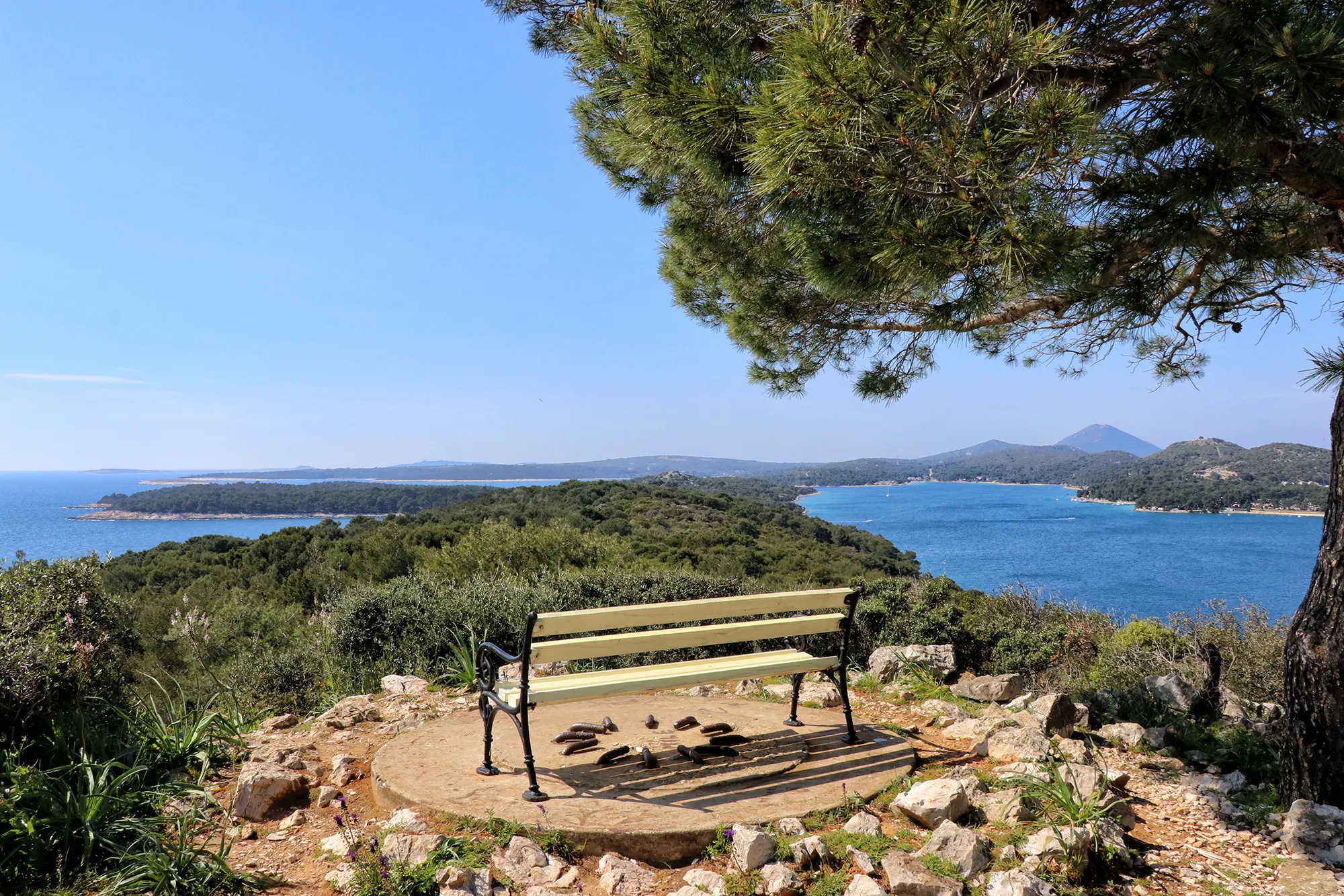 Monet Baston - Losinj, Kroatië