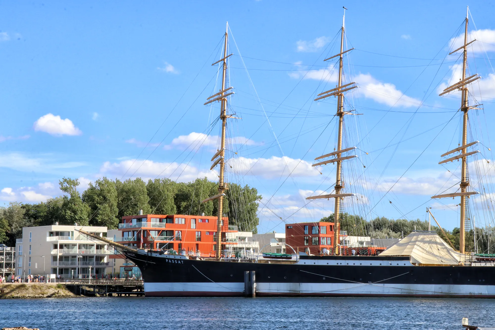 Lübeck, Duitsland - Passat